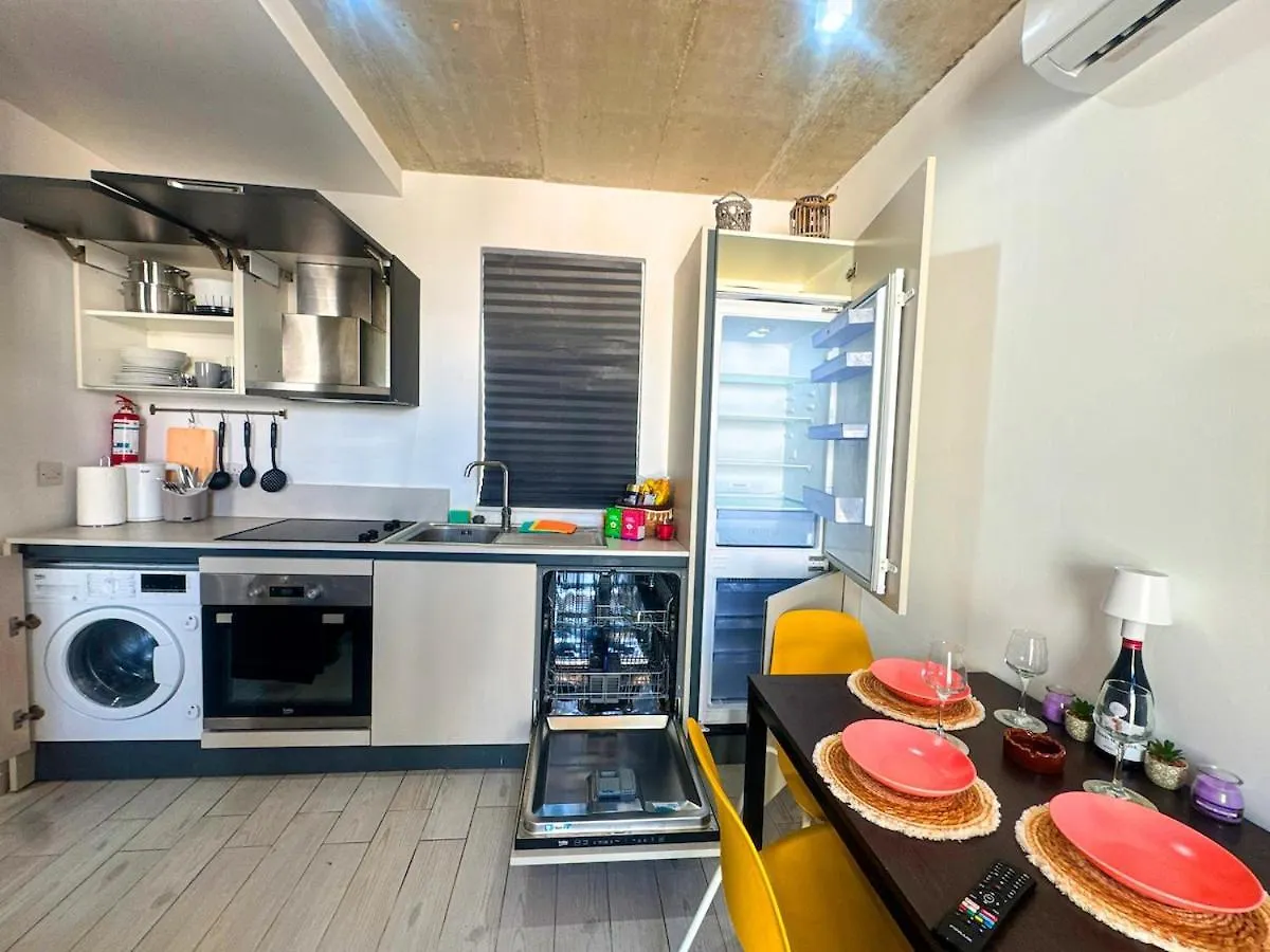 2-Bedroom In Paceville 2-A contacts
