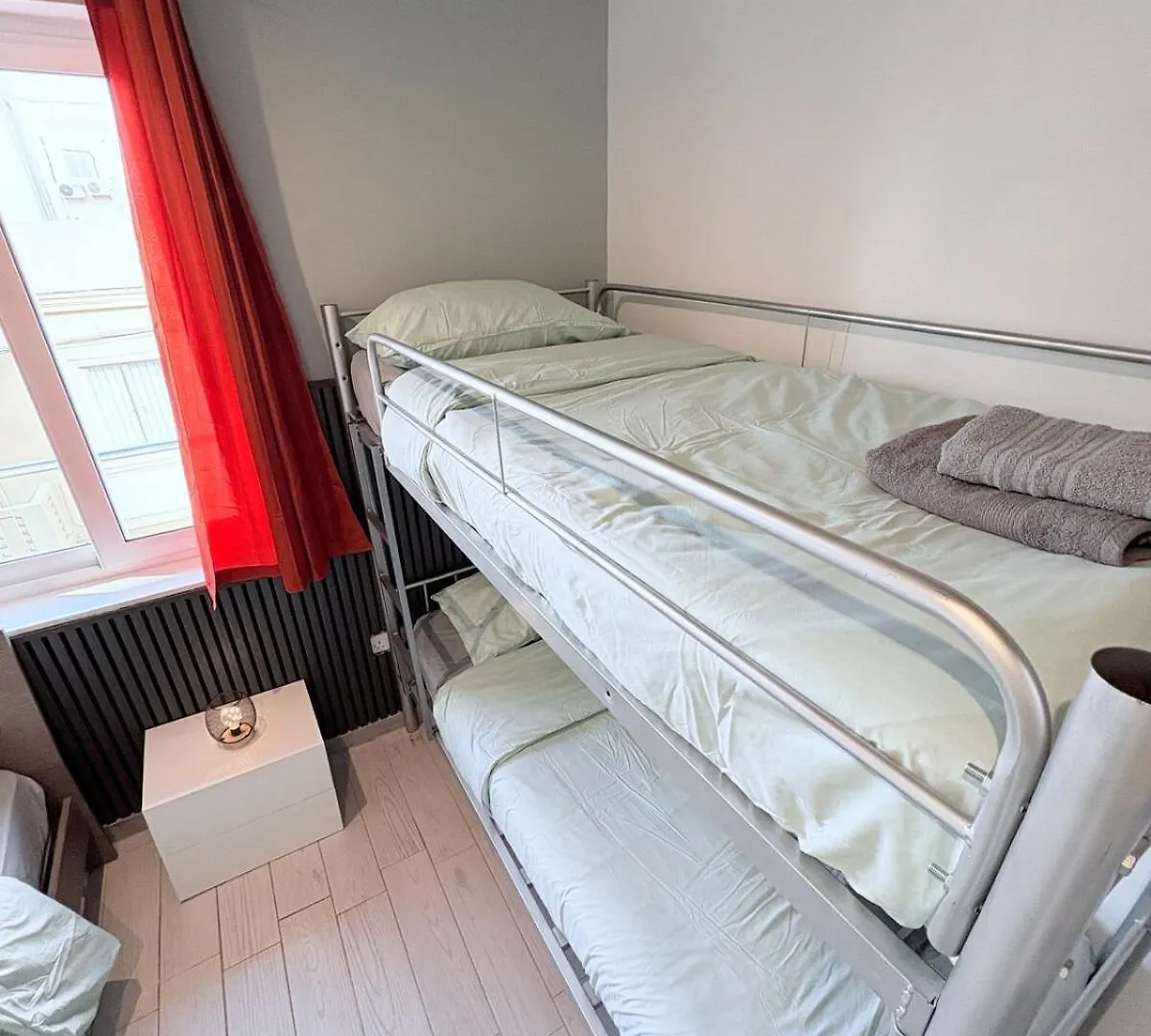 Paceville - 2A - Bright 2Br Apt With Balcony & Ac Near Night Life Saint Julian's